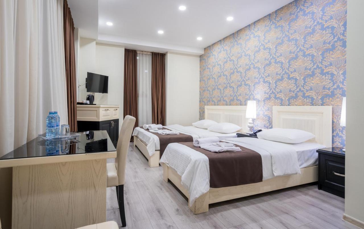 Capitol By Umbrella Hotel Tbiliszi Kültér fotó